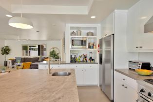 Single Family Residence, 690 Sierra way, Palm Springs, CA 92264 - 19