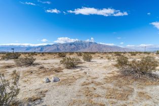 , 22215 Palm dr, Desert Hot Springs, CA 92240 - 5