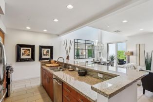 Condominium, 946 Oceo cir, Palm Springs, CA 92264 - 16