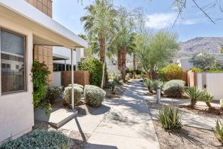 Condominium, 946 Oceo cir, Palm Springs, CA 92264 - 2