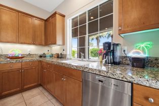 Single Family Residence, 14 Via Santo Tomas dr, Rancho Mirage, CA 92270 - 11