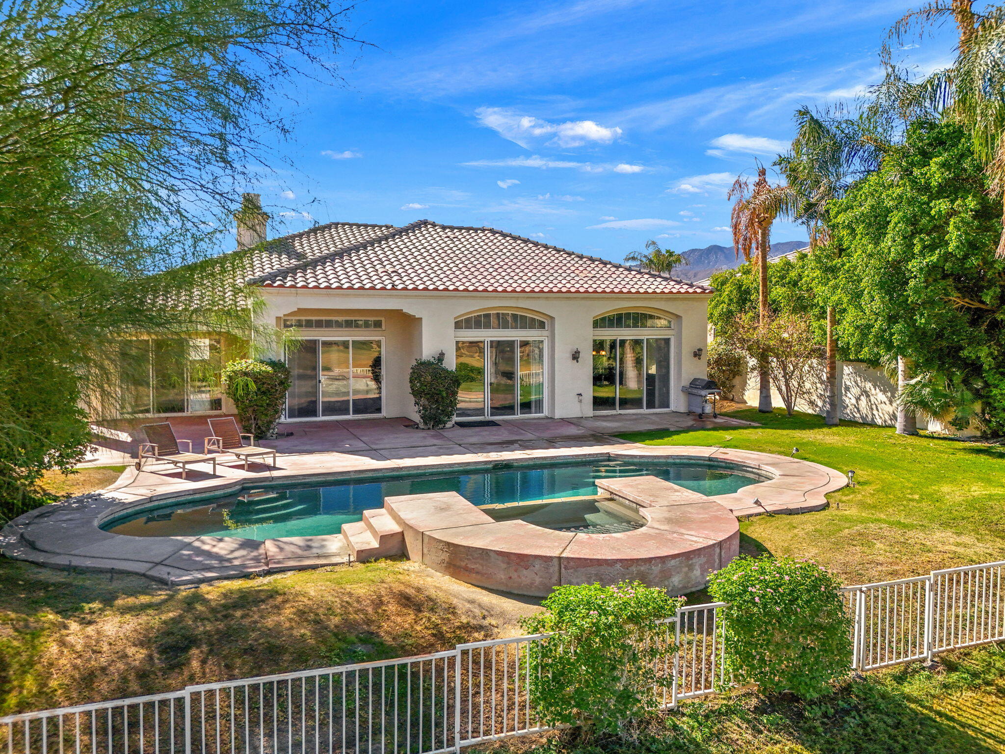 Single Family Residence, 85 Via Bella, Rancho Mirage, CA 92270 - 1