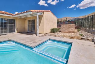 Single Family Residence, 9464 Valencia dr, Desert Hot Springs, CA 92240 - 4