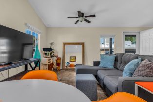 , 90 Caravan st, Palm Springs, CA 92264 - 4