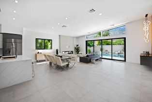 Single Family Residence, 555 Sunrise way, Palm Springs, CA 92262 - 4