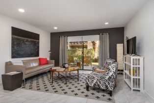 Condominium, 1050 E Ramon Road, Palm Springs, CA  Palm Springs, CA 92264