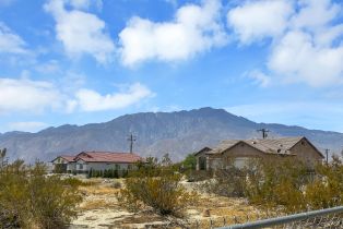 Single Family Residence, 16522 Maunaloa rd, Desert Hot Springs, CA 92240 - 33