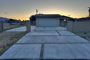 Single Family Residence, 13315 La Mesa dr, Desert Hot Springs, CA 92240 - 2
