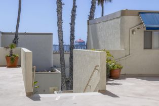 Condominium, 711 Pacific Coast hwy, Huntington Beach, CA 92648 - 23