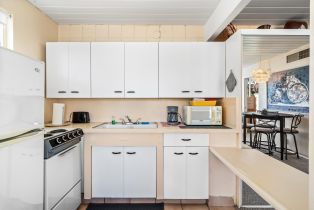 Condominium, 1111 Palm Canyon dr, Palm Springs, CA 92264 - 15