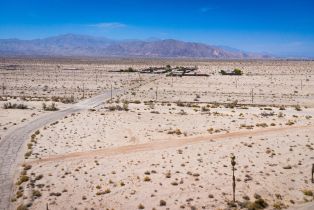 , 1404 Beach Club dr, Thermal, CA 92274 - 7