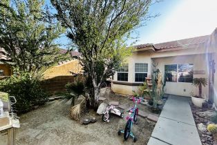 Single Family Residence, 13569 Caliente dr, Desert Hot Springs, CA 92240 - 41