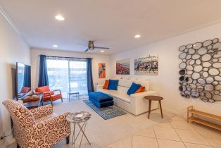 Condominium, 1050 E Ramon Road, Palm Springs, CA  Palm Springs, CA 92264