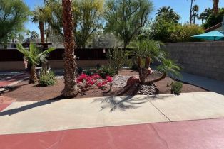 Single Family Residence, 243 Avenida Ortega, Palm Springs, CA 92264 - 5