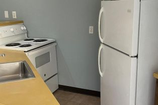 Condominium, 5300 Waverly dr, Palm Springs, CA 92264 - 2