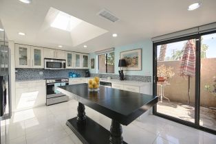 Condominium, 2615 East Palm Oasis st, Palm Springs, CA 92264 - 22