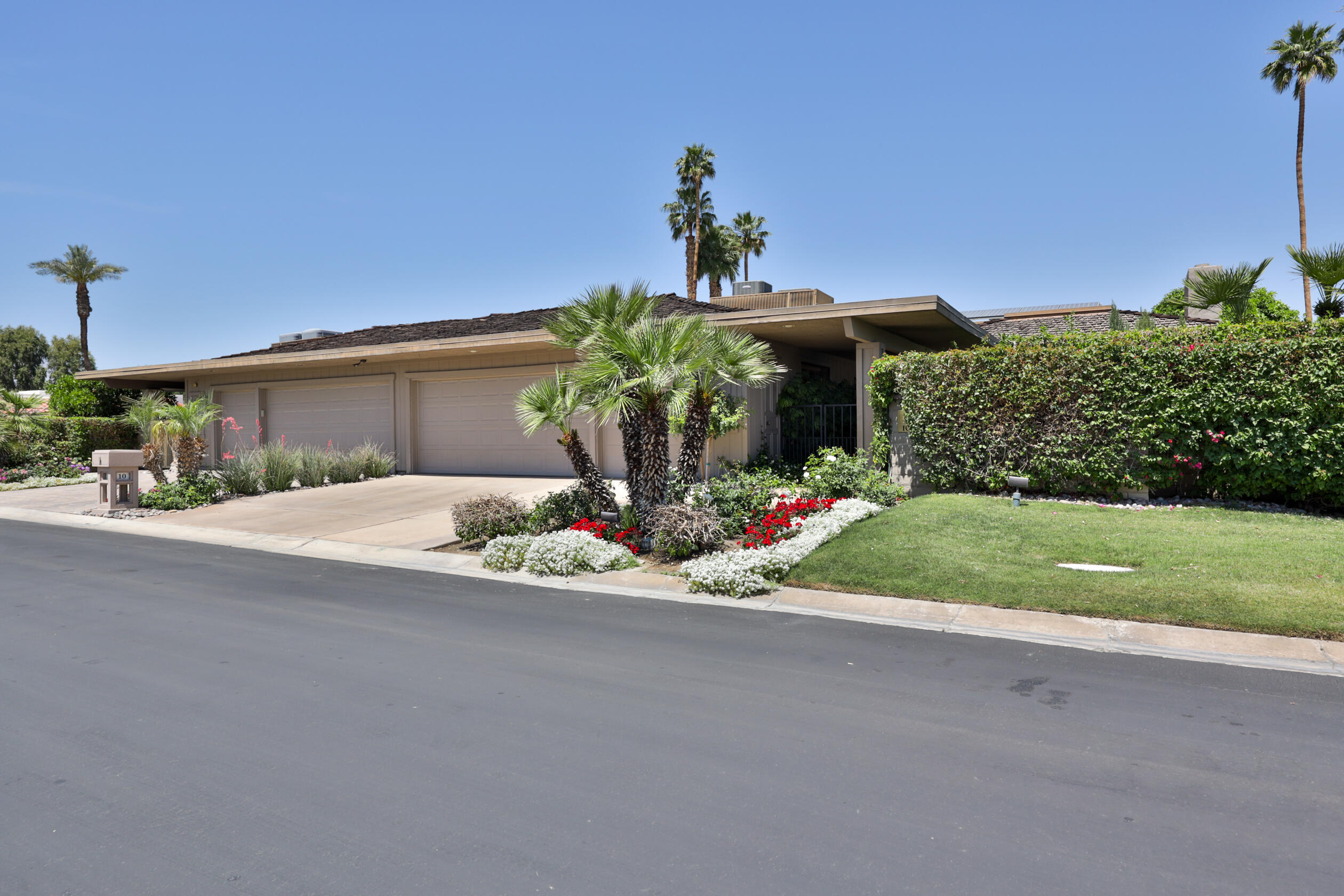 Condominium, 10 Temple ct, Rancho Mirage, CA 92270 - 1