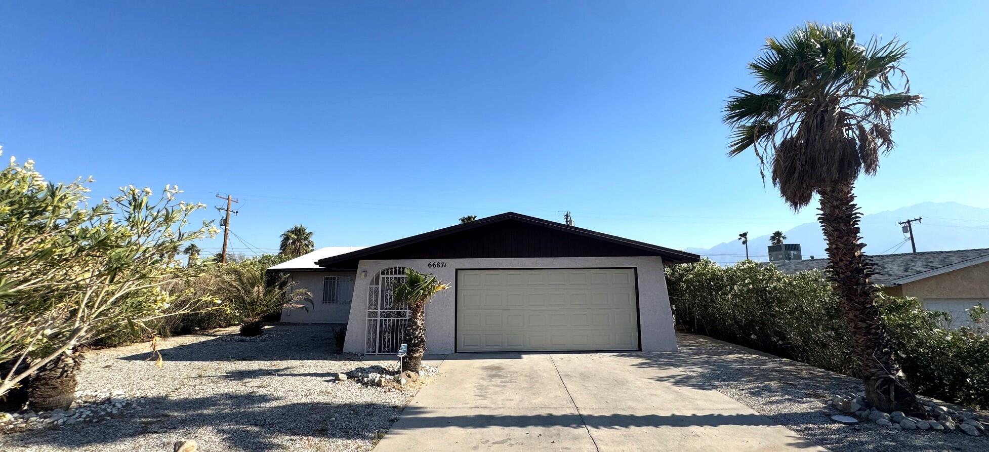 Single Family Residence, 66871 Buena Vista ave, Desert Hot Springs, CA 92240 - 1