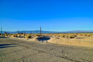 , 2892 Crystal Lake ave, Thermal, CA 92274 - 5