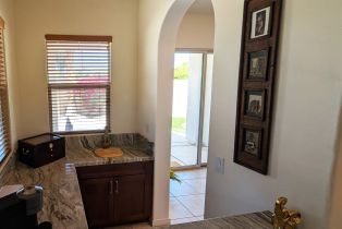 Single Family Residence, 102 Mission Lake way, Rancho Mirage, CA 92270 - 12