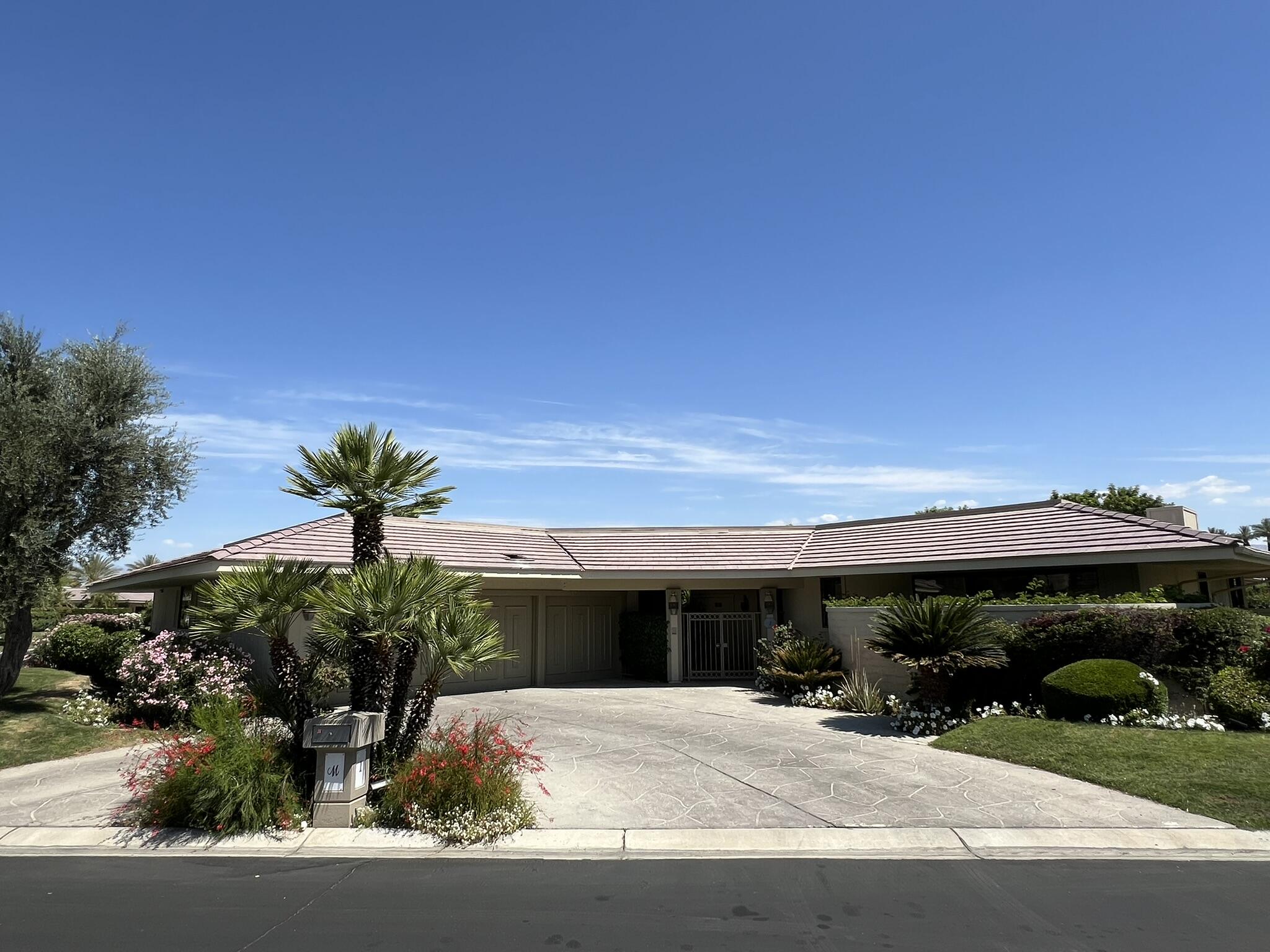 Single Family Residence, 1 Hamlet ct, Rancho Mirage, CA 92270 - 1