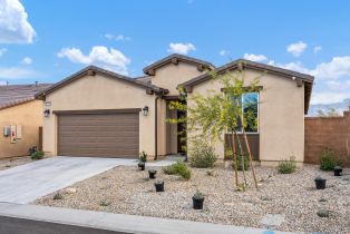 Single Family Residence, 11689 Crescent st, Desert Hot Springs, CA 92240 - 4