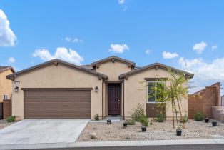 Single Family Residence, 11689 Crescent st, Desert Hot Springs, CA 92240 - 5