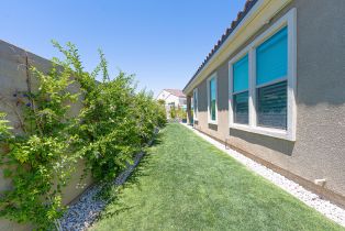 Single Family Residence, 18 Vintage, Rancho Mirage, CA 92270 - 54