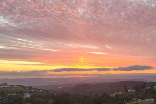 Single Family Residence, 4782 Sleeping Indian rd, Fallbrook, CA 92028 - 2