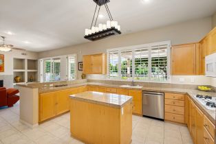 Condominium, 285 Kavenish dr, Rancho Mirage, CA 92270 - 7