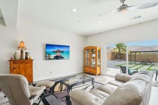 Single Family Residence, 9690 Puesta Del Sol pl, Desert Hot Springs, CA 92240 - 5