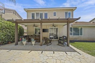 Single Family Residence, 23649 Cantara rd, Corona, CA 92883 - 44