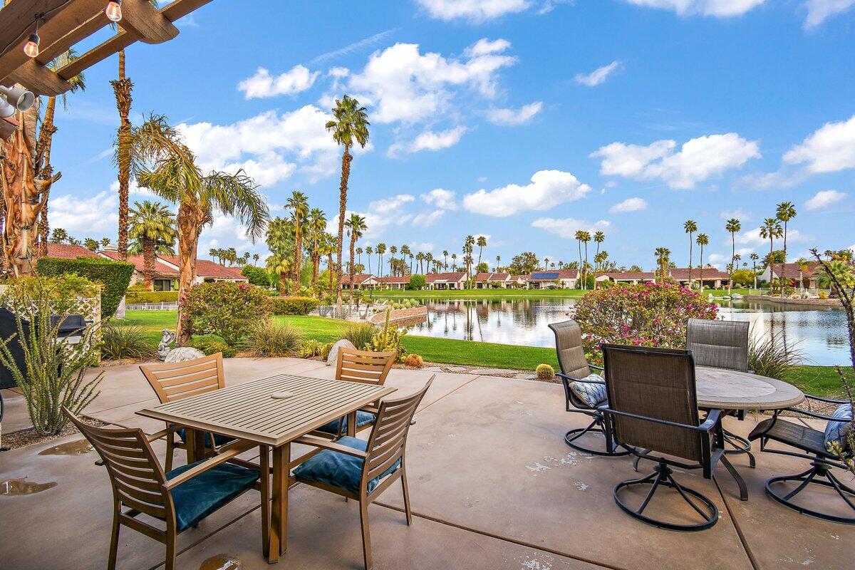 Condominium, 10319 Sunningdale dr, Rancho Mirage, CA 92270 - 1