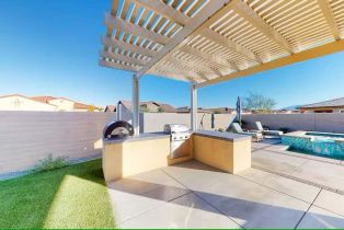 Single Family Residence, 23 Vintage, Rancho Mirage, CA 92270 - 24