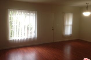 , 933 19TH st, Santa Monica, CA 90403 - 4