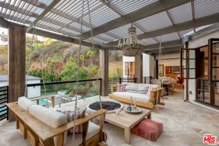 Single Family Residence, 1105 Rivas Canyon rd, Pacific Palisades, CA 90272 - 11