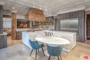Single Family Residence, 1105 Rivas Canyon rd, Pacific Palisades, CA 90272 - 5