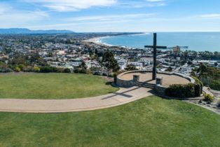 ,  Monmouth dr, Ventura, CA 93001 - 18