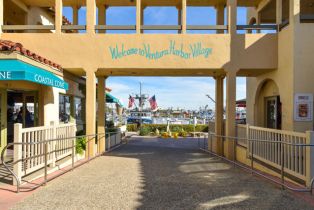 ,  Monmouth dr, Ventura, CA 93001 - 19