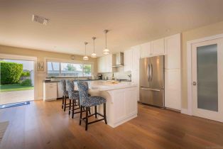 , 5366 Chelsea st, La Jolla, CA 92037 - 6