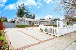 Single Family Residence, 5742 Le Sage AVE, Woodland Hills, CA  Woodland Hills, CA 91367