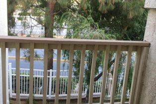 Townhouse, 688 Indian Oak ln, Oak Park, CA 91377 - 8