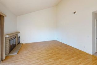 Townhouse, 157 Conifer cir, Oak Park, CA 91377 - 4