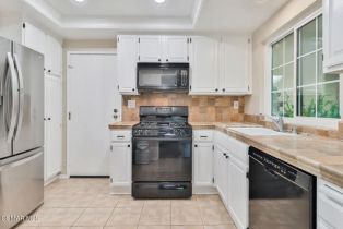 Condominium, 388 Country Club dr, Simi Valley, CA 93065 - 16