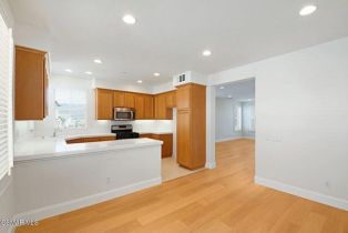 Townhouse, 4799 Via Altamira, Newbury Park, CA 91320 - 13