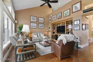 Single Family Residence, 136 Heath Meadow pl, Simi Valley, CA 93065 - 28