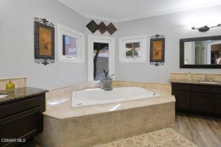 Single Family Residence, 136 Heath Meadow pl, Simi Valley, CA 93065 - 42