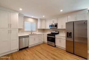 Single Family Residence, 647 Brossard dr, Thousand Oaks, CA 91360 - 12