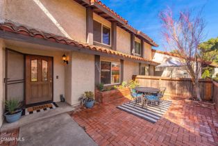 Condominium, 27506 Rondell st, Agoura Hills, CA 91301 - 5
