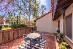 Condominium, 27506 Rondell st, Agoura Hills, CA 91301 - 6